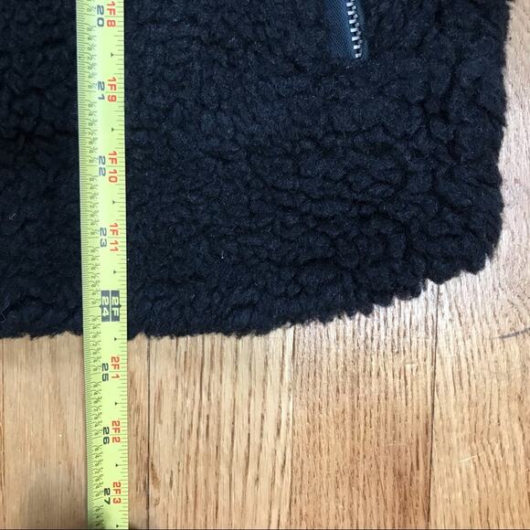 Madewell Women's Black Sherpa Faux Fur Zip Sleeveless Vest Size Small - Picture 9 of 10